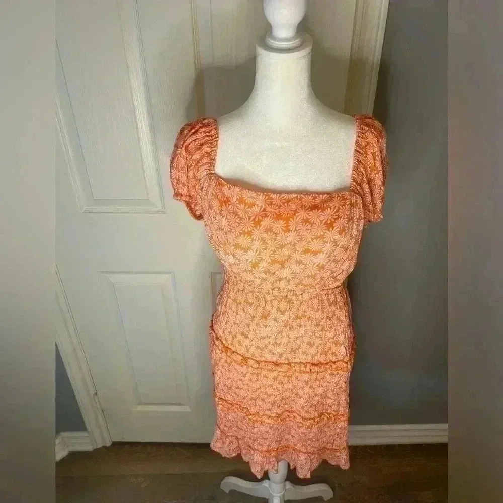 🧡”Sim & Sam” NWT Orange/White/Pink Daisy Print Dress w/ Laced Back Detail Sz S